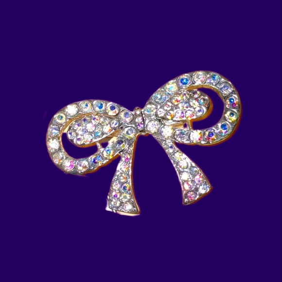AB Crystal Bow Brooch - Picture 1 of 12